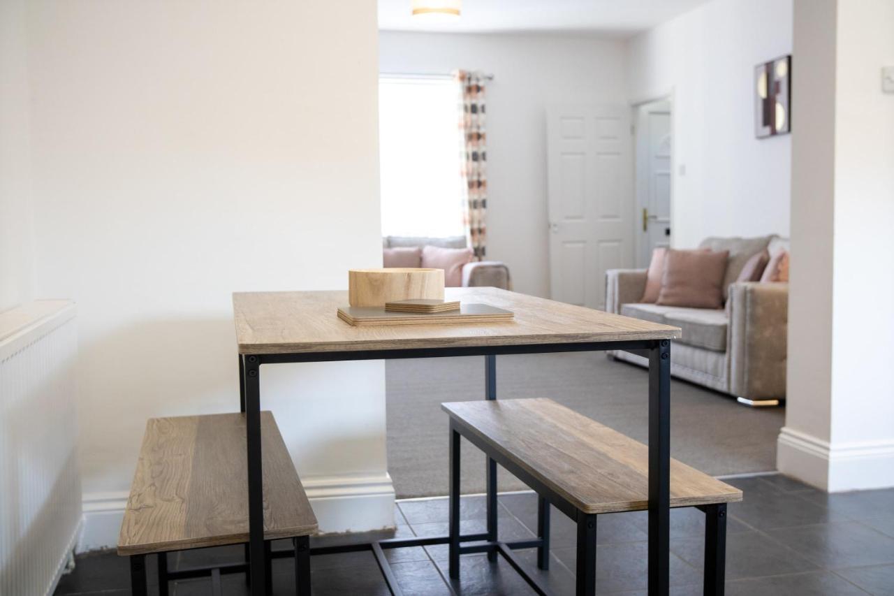 Elegantly 2-Bedroom In Ashington, Sleeps 3 Ашингтон Экстерьер фото